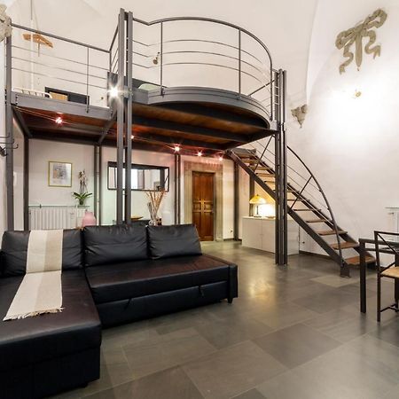 Pepi Loft In A Historical Building Apartment Florenţa Exterior foto