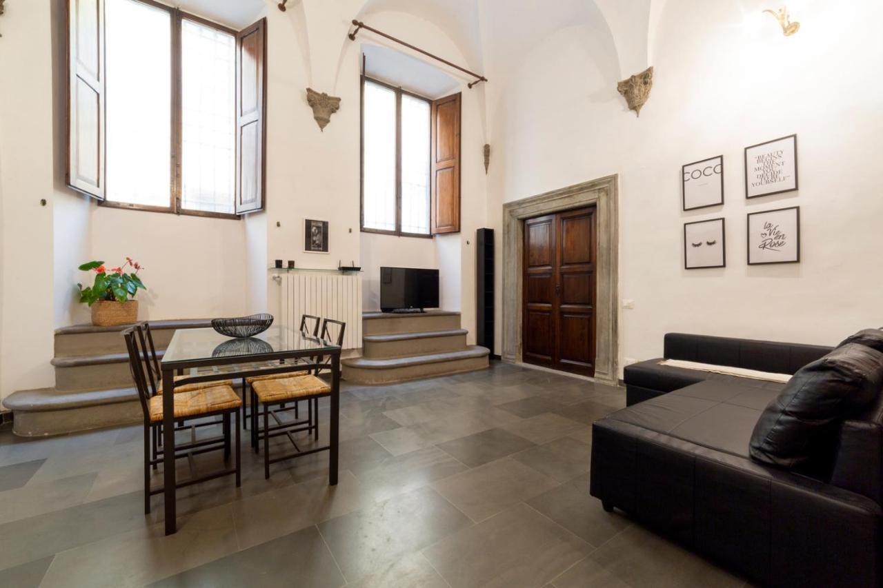 Pepi Loft In A Historical Building Apartment Florenţa Exterior foto