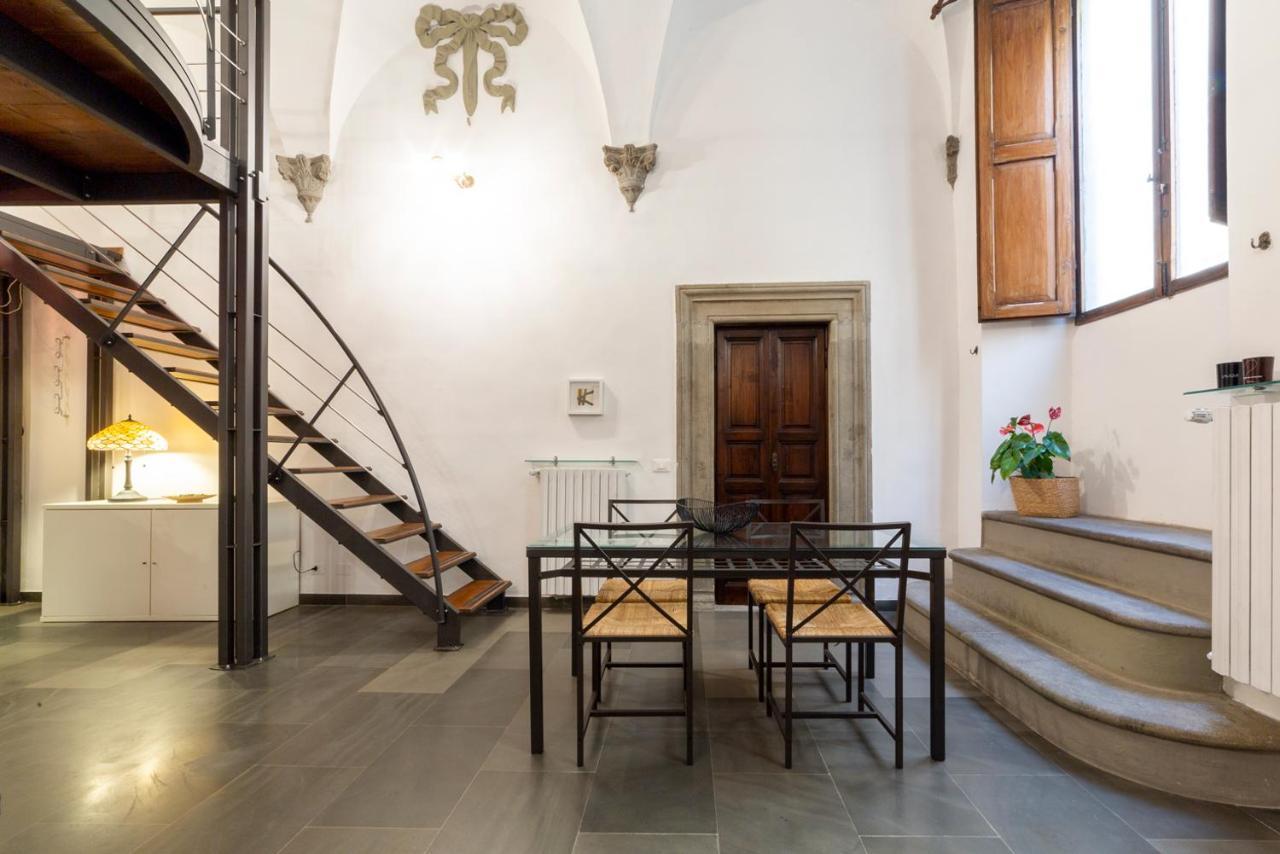 Pepi Loft In A Historical Building Apartment Florenţa Exterior foto